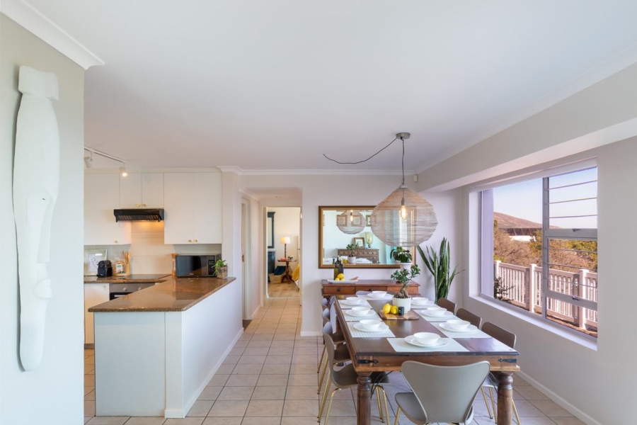 4 Bedroom Property for Sale in Camps Bay Western Cape